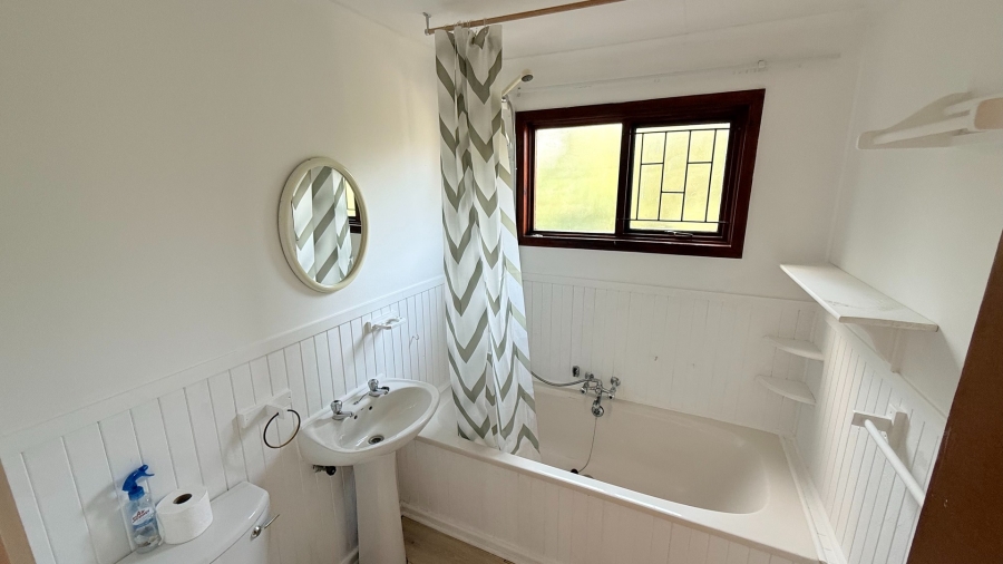 To Let 3 Bedroom Property for Rent in Hunters Home Western Cape
